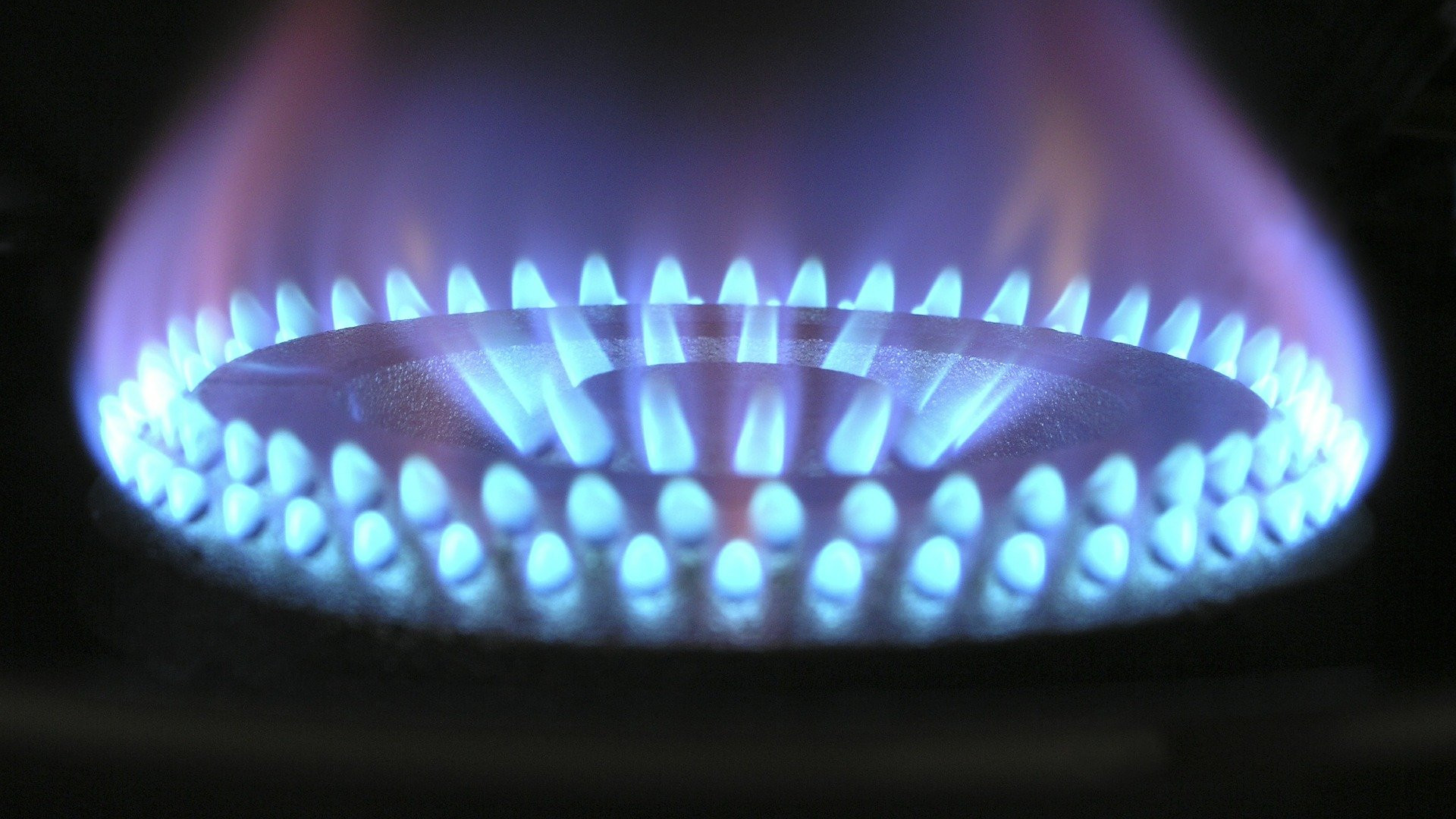 Gasflamme auf einer Herdplatte