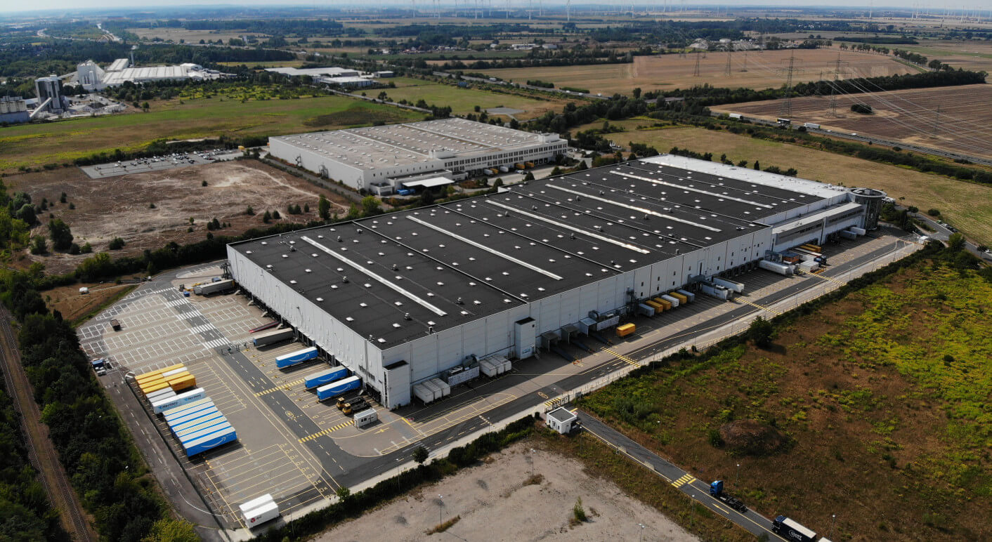 Luftbild vom Amazon Logistikzentrum in Brieselang Foto: CORRECTIV